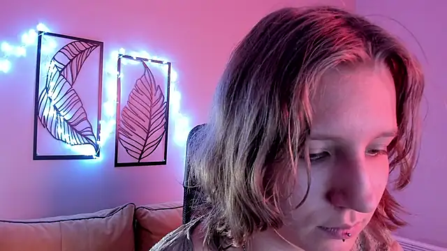 Hailey Foxy online show from 11-12-25, 09:24