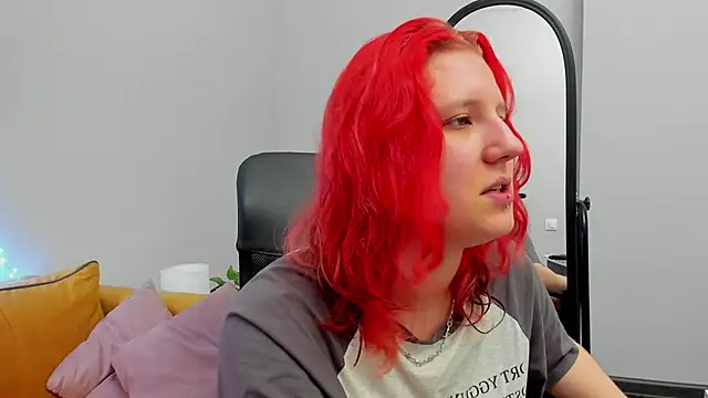 Hailey Foxy online show from 04-22-26, 11:50