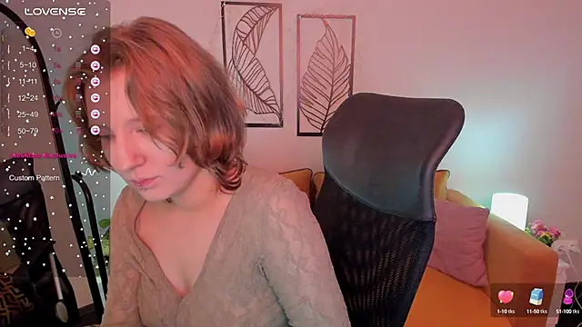 Hailey Foxy online show from 10-06-25, 08:48