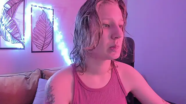 Hailey Foxy online show from 12-05-25, 10:14