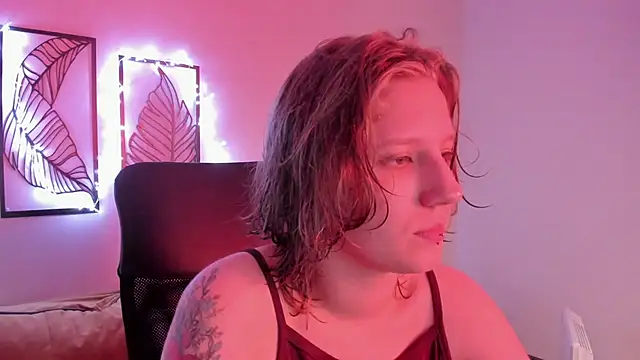 Hailey Foxy online show from 11-16-25, 09:03