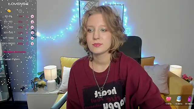 Hailey Foxy online show from 10-03-25, 08:38