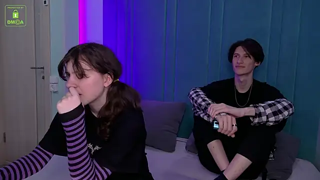 Snapshot of ViviaraNGendy chatting on 09-25-25, 10:43 ViviaraNGendy online show from 09-25-25, 10:43