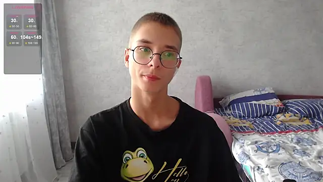 glasses cat online show from 11-16-25, 11:59