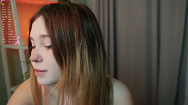 Snapshot of Lina_Glow chatting on 11-26-25, 06:46 Lina Glow online show from 11-26-25, 06:46