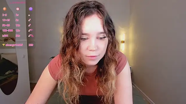 Lina Glow online show from 05-31-26, 07:03