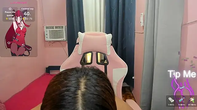 Snapshot of morenasammy_ chatting on 10-12-25, 02:07 morenasammy online show from 10-12-25, 02:07