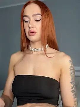 LittleFox    online show from 10-07-25, 07:20