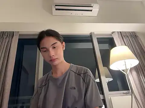 yourladycess  online show from 02-11-26, 01:00