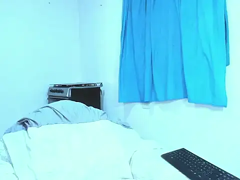 andylemonda1 online show from 11-06-25, 03:27