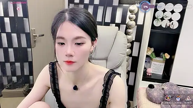 Yueyue-MM online show from 06-21-26, 02:34