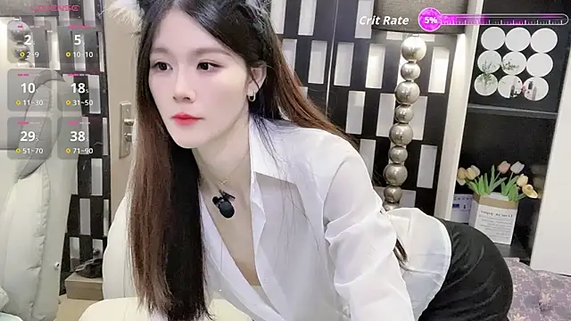 Yueyue-MM online show from 12-18-25, 01:44