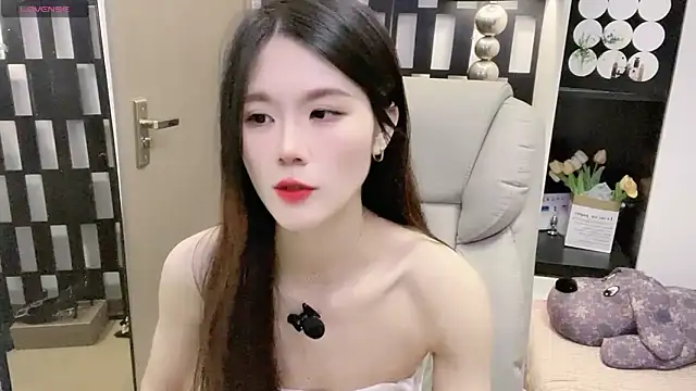 Yueyue-MM online show from 02-15-26, 04:24