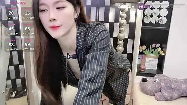 Yueyue-MM online show from 01-12-26, 02:40