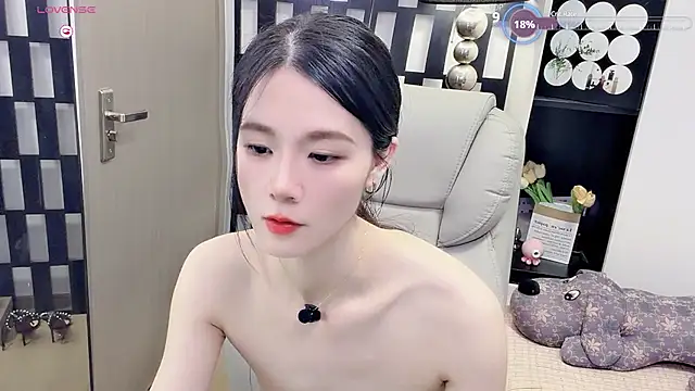 Yueyue-MM online show from 06-11-26, 02:58