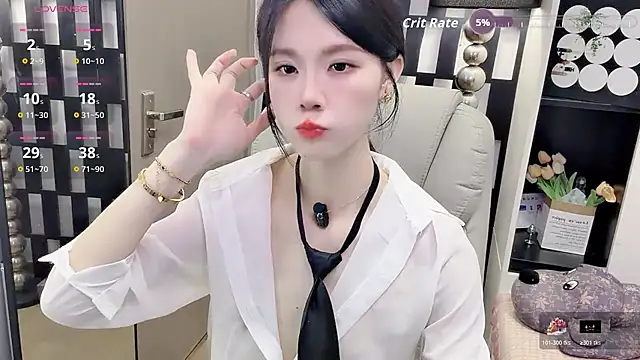 Yueyue-MM online show from 04-30-26, 12:56