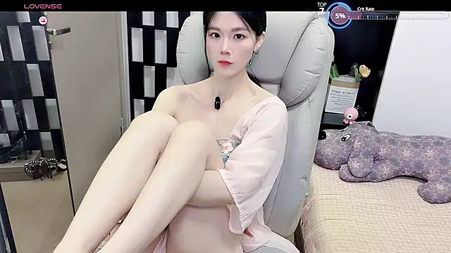 Yueyue-MM online show from 07-14-26, 02:00