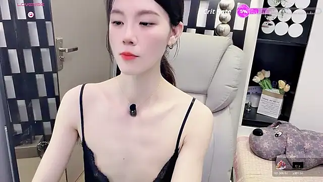 Yueyue-MM online show from 05-27-26, 02:02
