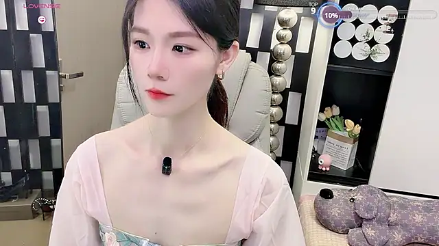 Yueyue-MM online show from 06-19-26, 02:06