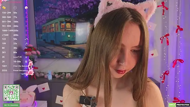 ElfredaTupy online show from 04-10-26, 07:43