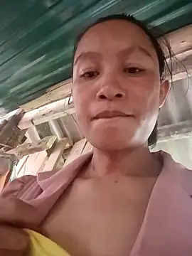 Snapshot of simi-lucy chatting on 09-26-25, 03:57 simi-lucy online show from 09-26-25, 03:57