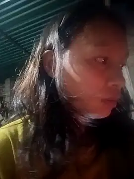 Snapshot of simi-lucy chatting on 09-10-25, 11:04 simi-lucy online show from 09-10-25, 11:04