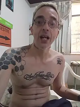 dinho carioca online show from 04-07-26, 02:30