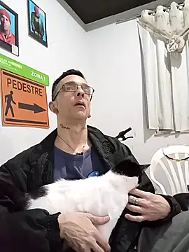 dinho carioca online show from 10-21-25, 10:31