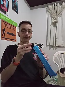 dinho carioca online show from 11-15-25, 05:11