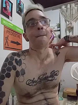 dinho carioca online show from 02-06-26, 03:41