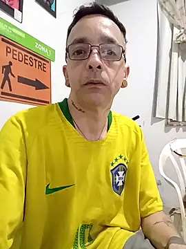 dinho carioca online show from 10-11-25, 02:07
