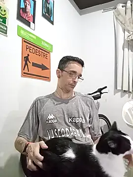 dinho carioca online show from 11-05-25, 02:03