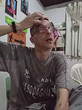 dinho carioca online show from 04-13-26, 06:56