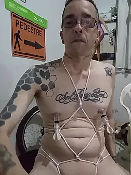 dinho carioca online show from 02-23-26, 04:36