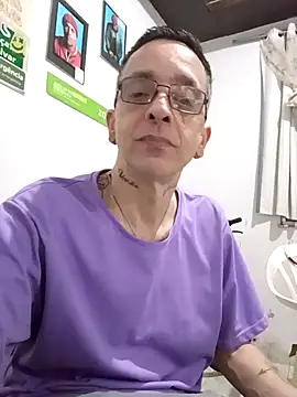 dinho carioca online show from 09-28-25, 02:40