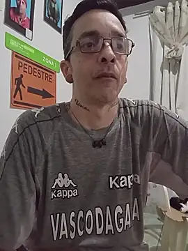 dinho carioca online show from 11-08-25, 02:20