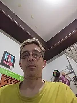 dinho carioca online show from 06-14-26, 03:24