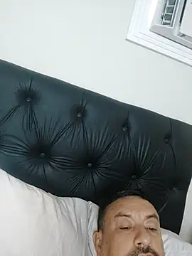 andrerj22 online show from 01-14-26, 03:04