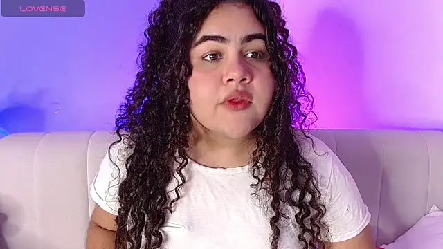 lourdes moon22 online show from 12-21-25, 12:02