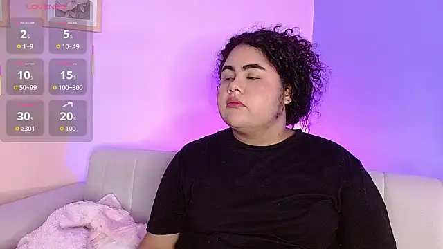 lourdes moon22 online show from 12-19-25, 12:18