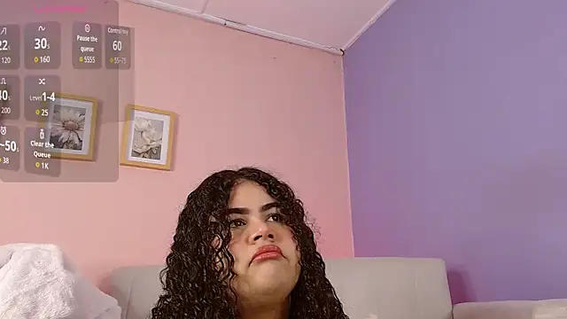 lourdes moon22 online show from 10-21-25, 01:10