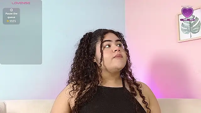 lourdes moon22 online show from 01-12-26, 12:34