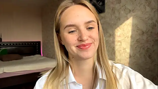 Snapshot of ElisabetLorney chatting on 10-11-25, 08:04 ElisabetLorney online show from 10-11-25, 08:04