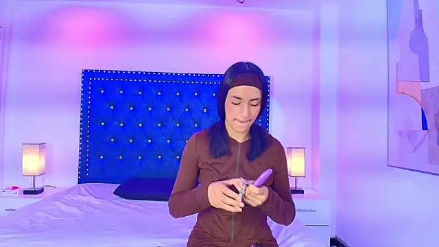 Damian and roxanne online show from 03-09-26, 12:41
