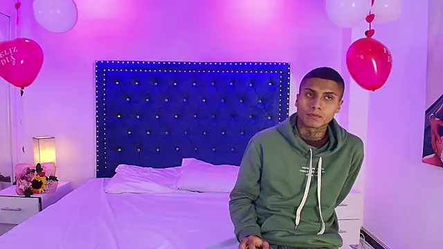 Damian and roxanne online show from 02-14-26, 12:38