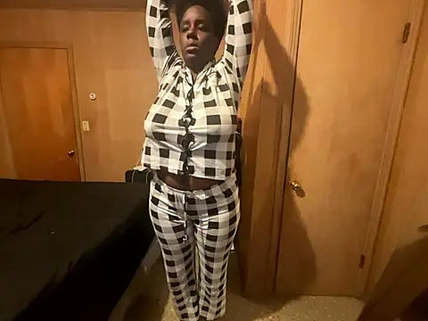 saltlightEmber online show from 12-17-25, 12:59