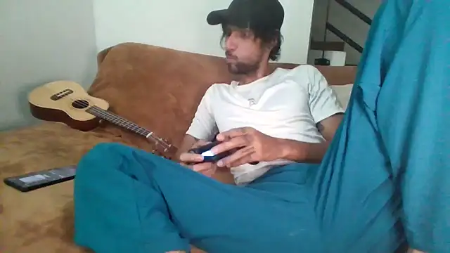 Alejandro92 cali online show from 06-25-26, 10:48