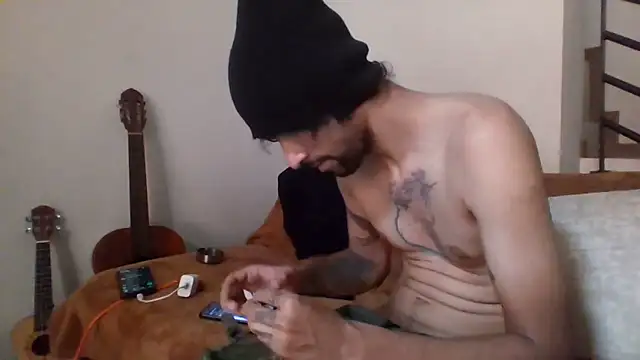 Alejandro92 cali online show from 06-20-26, 04:23