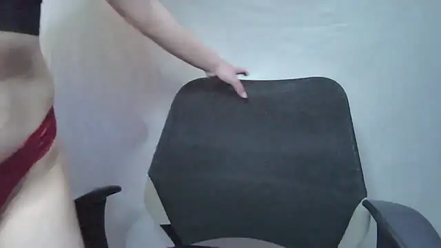 aniany86 online show from 11-05-25, 04:21