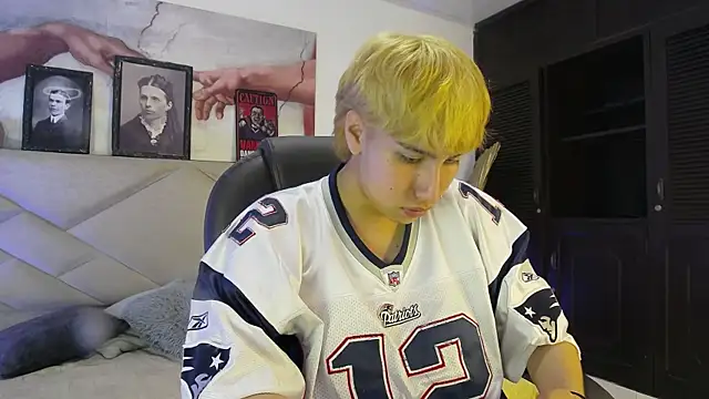 AngelFlexxx online show from 10-08-25, 09:59